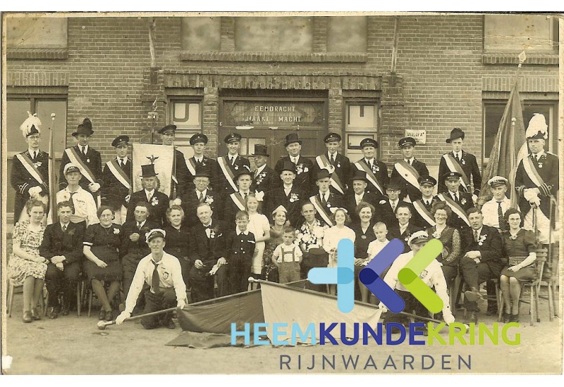 1947 Koning J.Buil en Koningin W.B.J.Buil Giezenaar Coll. H.Seising F00002809